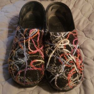 Dansko nurse shoes